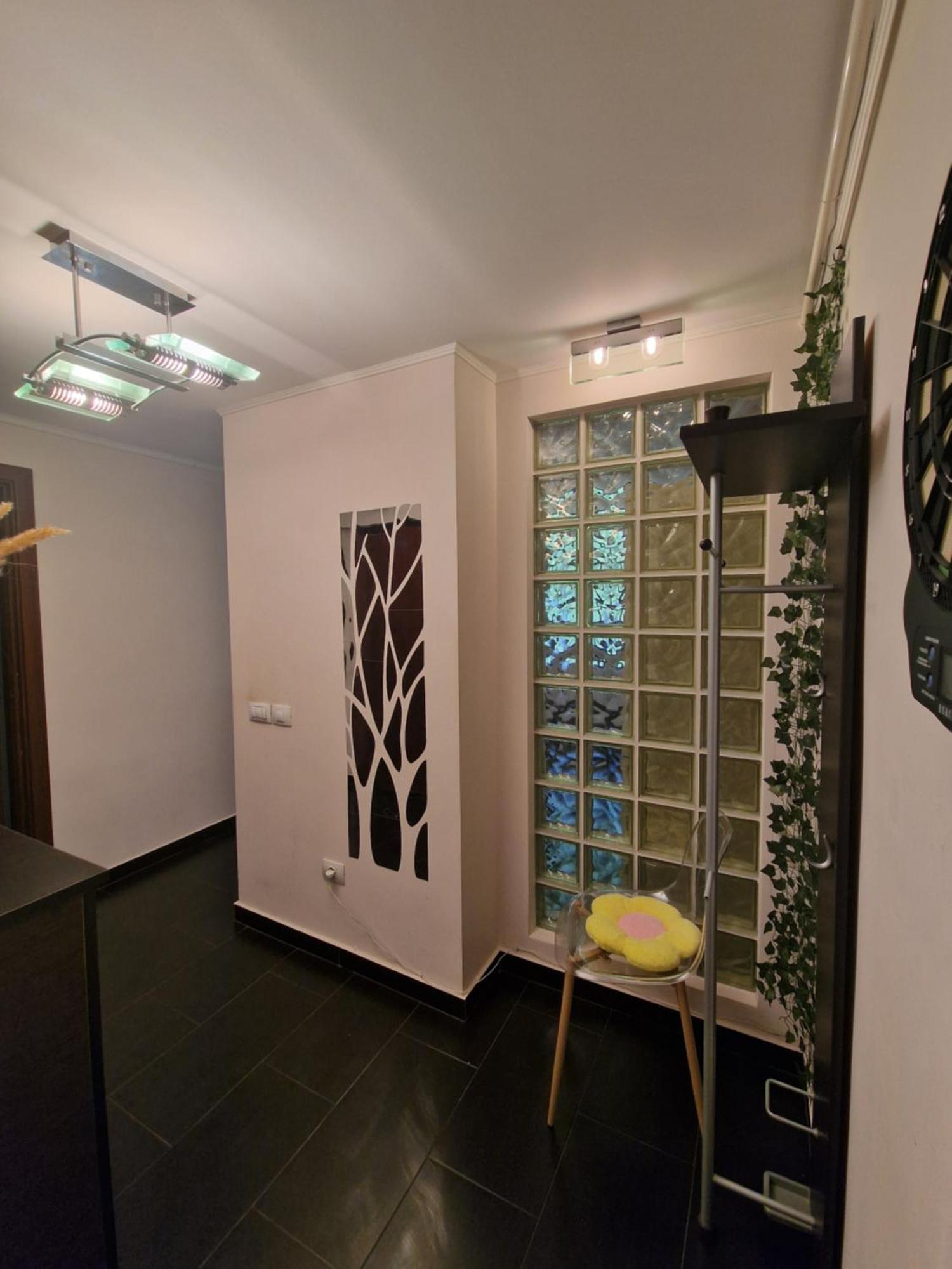 Apartament Red & Yellow 斯兰默多瓦 外观 照片