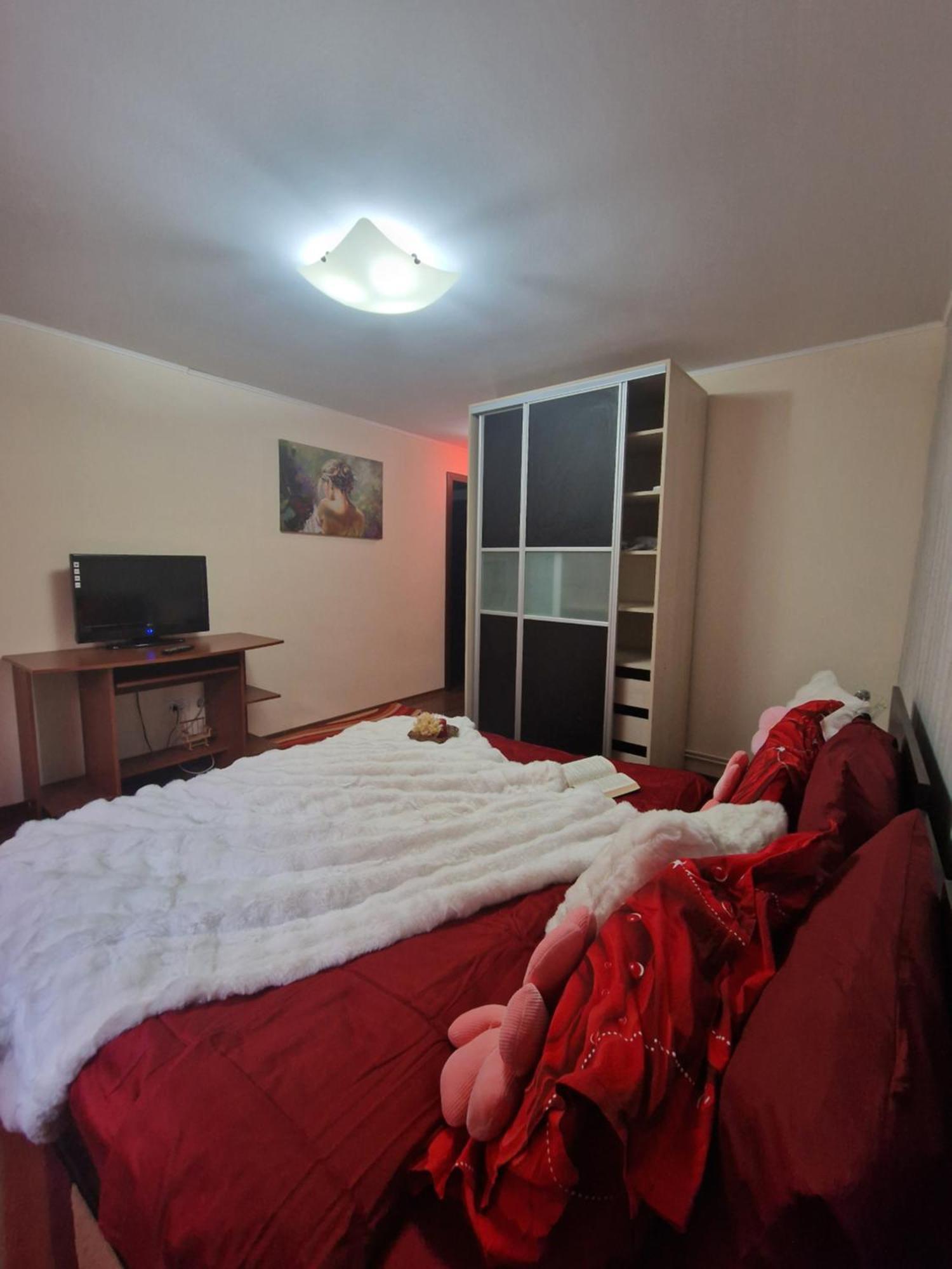 Apartament Red & Yellow 斯兰默多瓦 外观 照片
