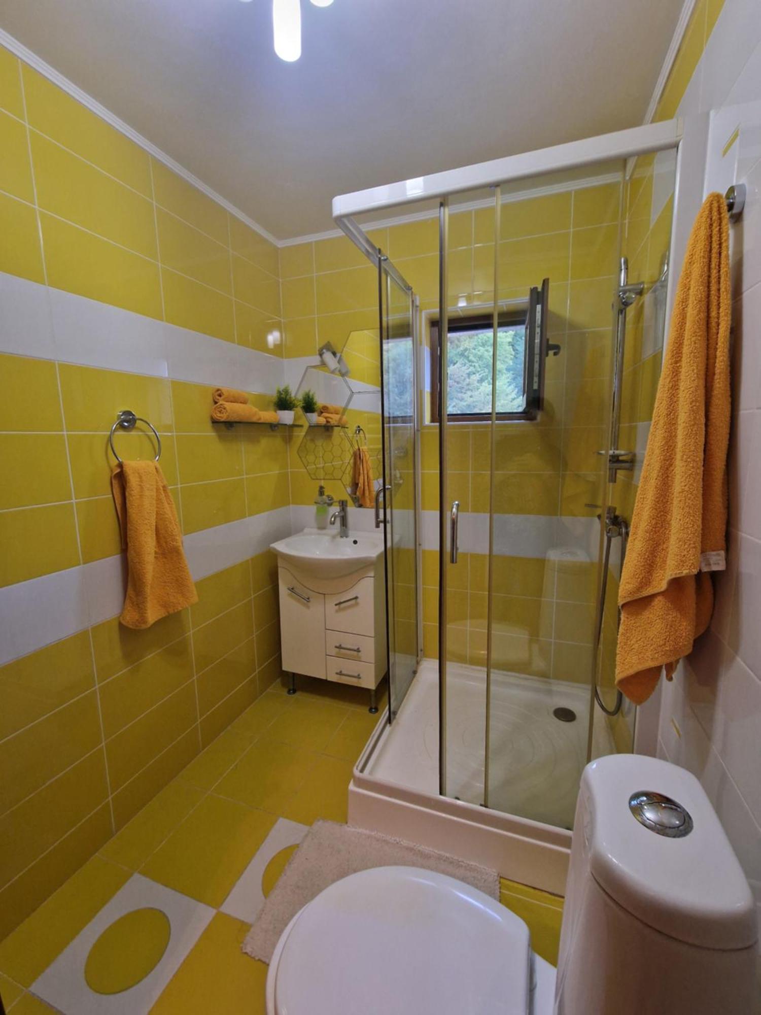 Apartament Red & Yellow 斯兰默多瓦 客房 照片